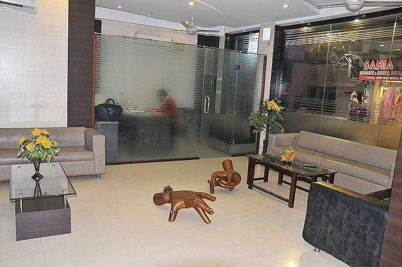 Hotel Sky Rich International - 05 Mins From Karol Bagh Metro Station New Delhi Exterior photo